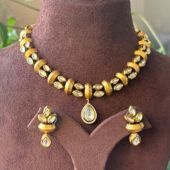 Finest Quality Gold plated Necklace set - MR Jewels